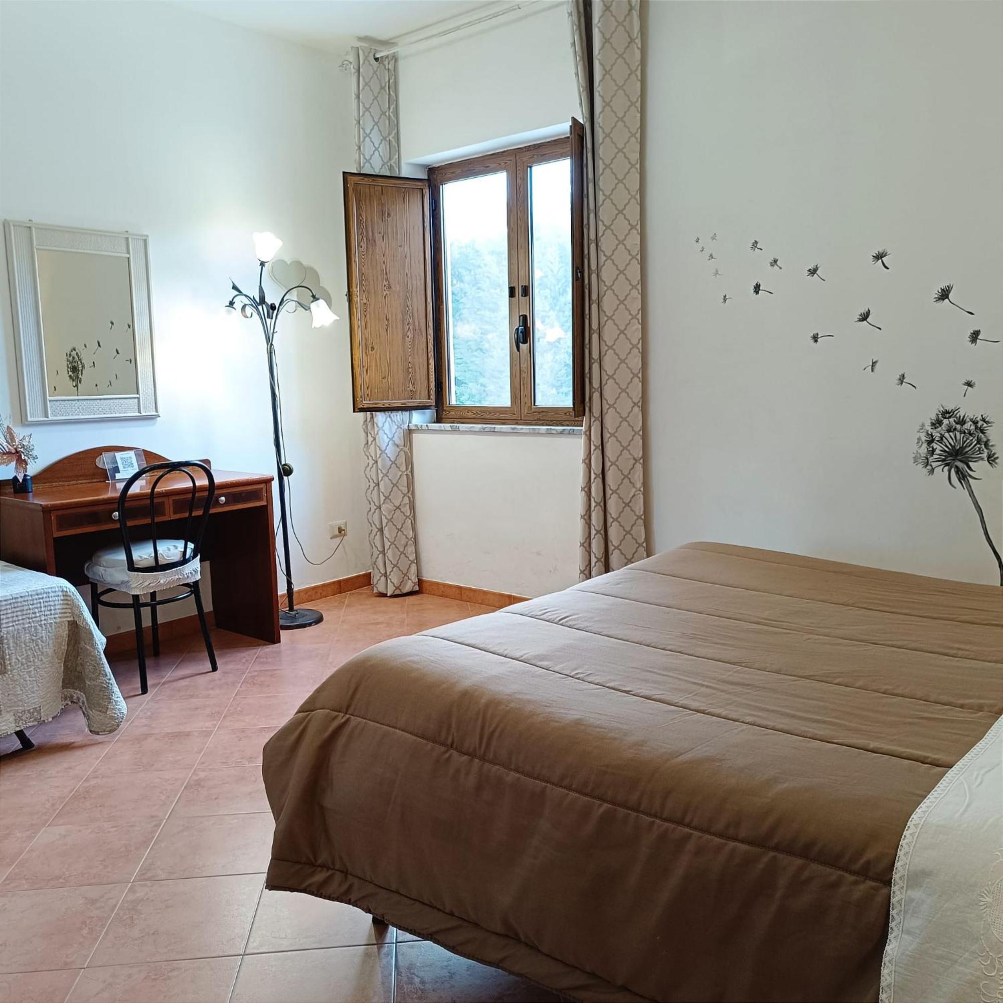 Ruggiero "Casa Vacanze" Vallo della Lucania Exteriör bild